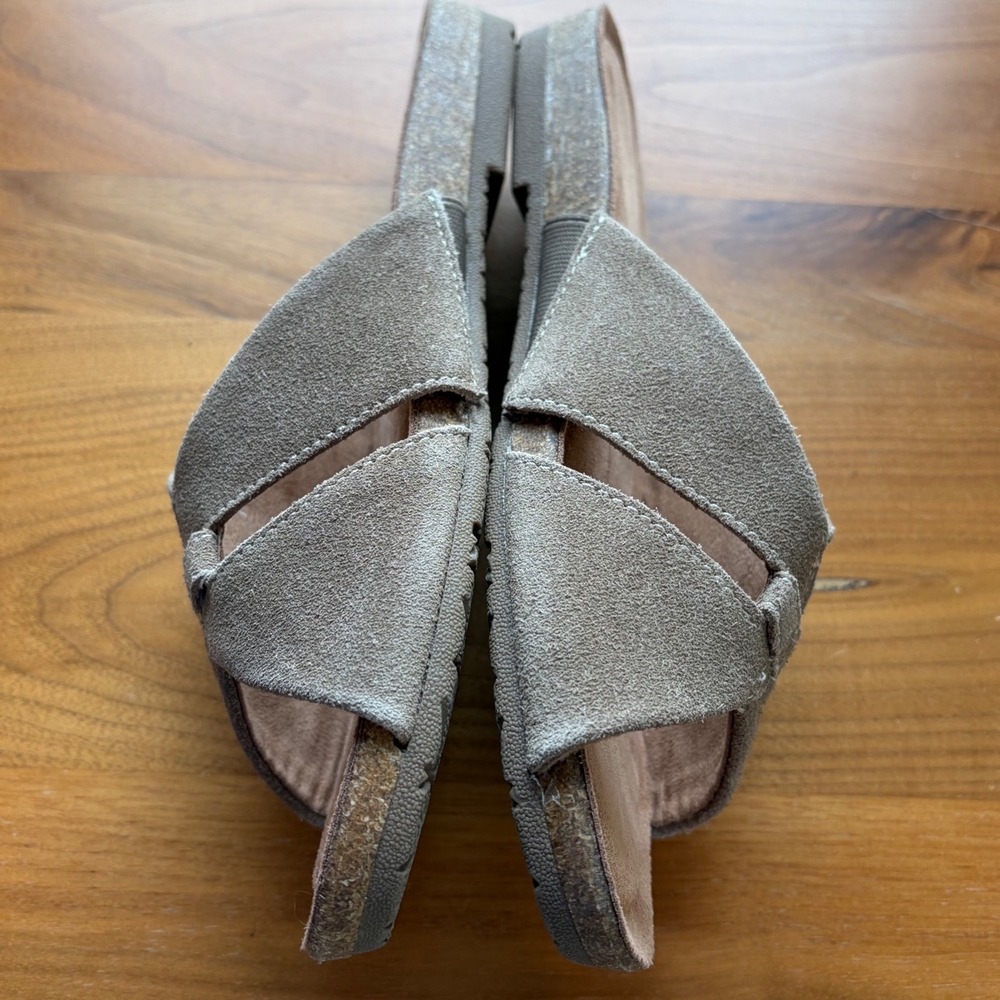 Earth Origins Suede Slide Sandals Womens 8.5 Brown Lexi Sedona Casual Comfort - Picture 4 of 6